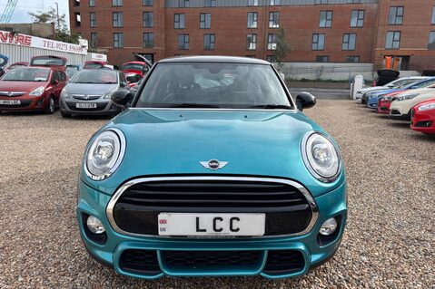 Mini Hatch COOPER 1.5 CHILLI LOOK! JUST 46000 MILES! SERVICE HISTORY! MINI CONNECTED 3