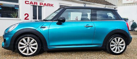Mini Hatch COOPER 1.5 3 door LOOK! JUST 46000 MILES! SERVICE HISTORY! AQUA BLUE! 1