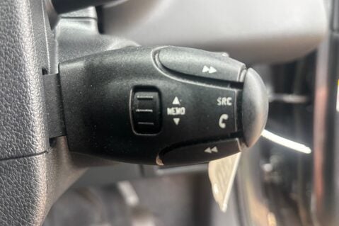 Peugeot 3008 HDI CROSSWAY 1.6 HDi,GLASS ROOF,SAT NAV,HEAD UP DISPLAY,F/S/H 23