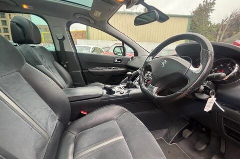 Peugeot 3008 HDI CROSSWAY 1.6 HDi,GLASS ROOF,SAT NAV,HEAD UP DISPLAY,F/S/H 36