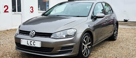 Volkswagen Golf SE TSI BLUEMOTION TECHNOLOGY.. 12 SERVICES.. 1 PREVIOUS KEEPER 1