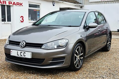 Volkswagen Golf SE TSI BLUEMOTION TECHNOLOGY.. 12 SERVICES.. 1 PREVIOUS KEEPER 5