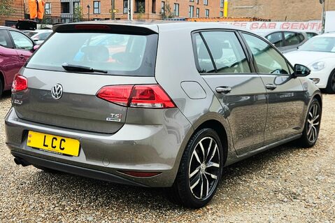 Volkswagen Golf SE TSI BLUEMOTION TECHNOLOGY.. 12 SERVICES.. 1 PREVIOUS KEEPER 9