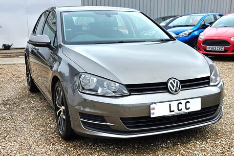 Volkswagen Golf SE TSI BLUEMOTION TECHNOLOGY.. 12 SERVICES.. 1 PREVIOUS KEEPER 2