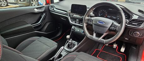 Ford Fiesta ST-LINE LOOK! 1 OWNER FROM NEW!  STUNNING CAR! 1