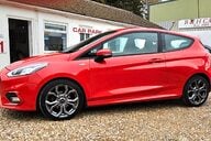 Ford Fiesta ST-LINE LOOK! 1 OWNER FROM NEW!  STUNNING CAR! 6