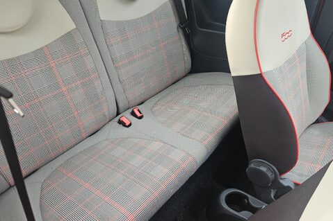 Fiat 500 1.2 LOUNGE LOOK! JUST 62000 MILES! 1 PREVIOUS KEEPER! GLASSROOF ,BLUETOOTH 13