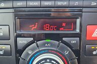 Kia Venga 3 1.6 .. AUTOMATIC.. ELECTRIC SUNROOF.. HEATED FRONT SEATS... 11 SERVICES 27