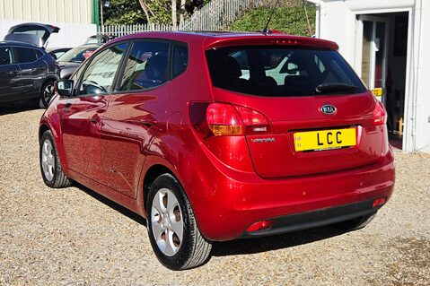 Kia Venga 3 1.6 .. AUTOMATIC.. ELECTRIC SUNROOF.. HEATED FRONT SEATS... 11 SERVICES 16