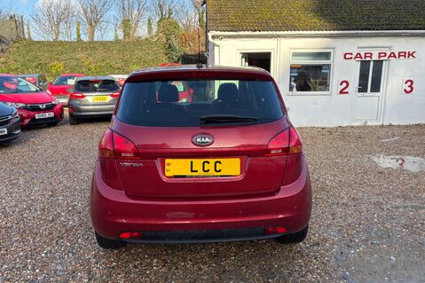Kia Venga 3 1.6 .. AUTOMATIC.. ELECTRIC SUNROOF.. HEATED FRONT SEATS... 11 SERVICES 10
