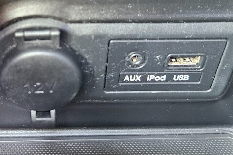 Kia Venga 3 1.6 .. AUTOMATIC.. ELECTRIC SUNROOF.. HEATED FRONT SEATS... 11 SERVICES 31