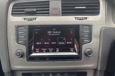 Volkswagen Golf MATCH TDI BLUEMOTION TECHNOLOGY LOOK! £20 TAX!DAB,BLUETOOTH 6