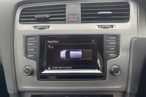 Volkswagen Golf MATCH TDI BLUEMOTION TECHNOLOGY LOOK! £20 TAX!DAB,BLUETOOTH 8