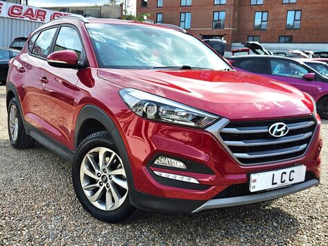 Hyundai TUCSON GDI SE BLUE DRIVE LOOK! 37000 MILES! 1 PREVIOUS OWNER! 8 SERVICE STAMPS