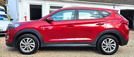 Hyundai TUCSON GDI SE BLUE DRIVE LOOK! 37000 MILES! 1 PREVIOUS OWNER! 8 SERVICE STAMPS 1