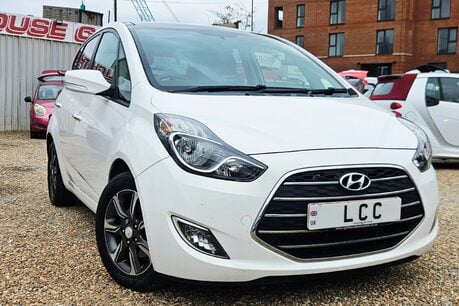 Hyundai ix20 PREMIUM AUTOMATIC! LOOK! 9 HYUNDAI SERVICES! ELECTRIC GLASS SUNROOF