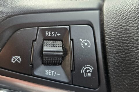 Vauxhall Mokka SE CDTI 38000 MILES! 9 SERVICES! 1 PREVIOUS OWNER! FULL HEATED LEATHERSEATS 23