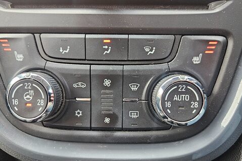 Vauxhall Mokka SE CDTI 38000 MILES! 9 SERVICES! 1 PREVIOUS OWNER! FULL HEATED LEATHERSEATS 20