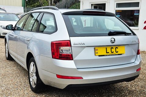 Skoda Octavia SE TDI CR..1 PREVIOUS OWNER..INCREDIBLY LOW MILEAGE ONLY £20 R/TAX 9