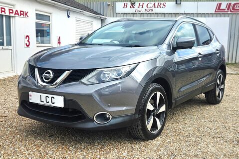 Nissan Qashqai N-TEC PLUS DIG-T.1 PREVIOUS OWNER.GLASS ROOF,SAT NAV,CRUISE,LANE ASSIST   4