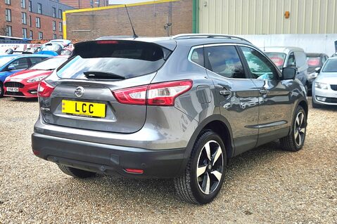 Nissan Qashqai N-TEC PLUS DIG-T.1 PREVIOUS OWNER.GLASS ROOF,SAT NAV,CRUISE,LANE ASSIST   8