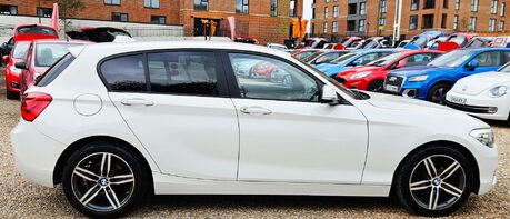 BMW 1 Series 118I SPORT LOOK! JUST 58000 MILES! SAT NAV! BLUETOOTH! GREAT HISTORY 1