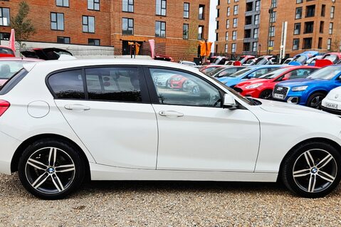 BMW 1 Series 118I SPORT LOOK! JUST 58000 MILES! SAT NAV! BLUETOOTH! 11