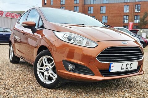 Ford Fiesta 1.6 ZETEC AUTOMATIC! LOOK! JUST 67000 MILES!  2