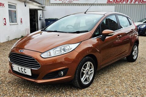 Ford Fiesta 1.6 ZETEC AUTOMATIC! LOOK! JUST 67000 MILES!  4