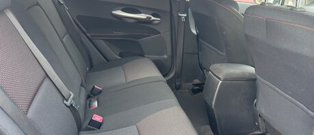 Toyota Auris SR VALVEMATIC LOOK! ONLY 43000 MILES! 10 SERVICE STAMPS LAST ONE @ 39K 1