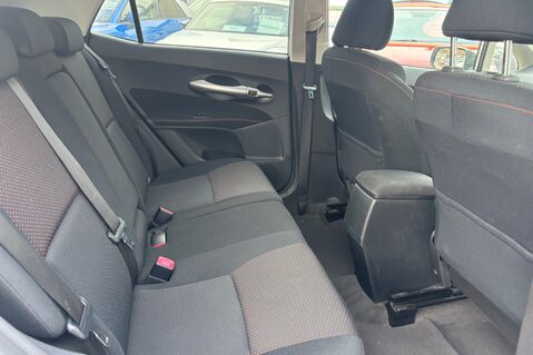 Toyota Auris SR VALVEMATIC LOOK! ONLY 43000 MILES! 10 SERVICE STAMPS LAST ONE @ 39K 4