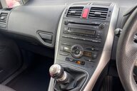 Toyota Auris SR VALVEMATIC LOOK! ONLY 43000 MILES! 10 SERVICE STAMPS LAST ONE @ 39K 3