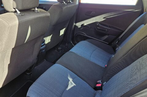 Kia Ceed 1.6 CRDI 2 LOOK! ONLY 59000 MILES! 13 SERVICES LAST ONE AT 58K £35 R/TAX! 16