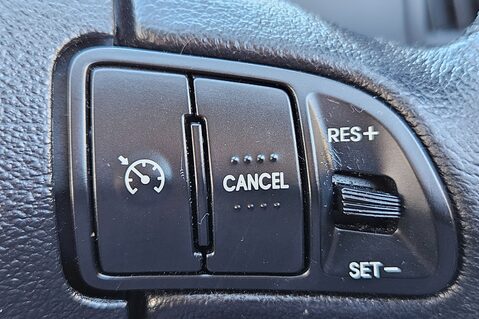 Kia Ceed 1.6 CRDI 2 LOOK! ONLY 59000 MILES! 13 SERVICES LAST ONE AT 58K £35 R/TAX! 22