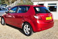 Kia Ceed 1.6 CRDI 2 LOOK! ONLY 59000 MILES! 13 SERVICES LAST ONE AT 58K £35 R/TAX! 6