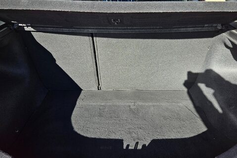 Kia Ceed 1.6 CRDI 2 LOOK! ONLY 59000 MILES! 13 SERVICES LAST ONE AT 58K £35 R/TAX! 14