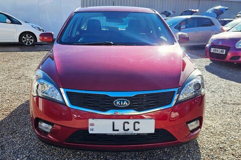 Kia Ceed 1.6 CRDI 2 LOOK! ONLY 59000 MILES! 13 SERVICES LAST ONE AT 58K £35 R/TAX! 2