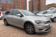 Volkswagen Golf SE NAVIGATION TSI BLUEMOTION TECHNOLOGY 1