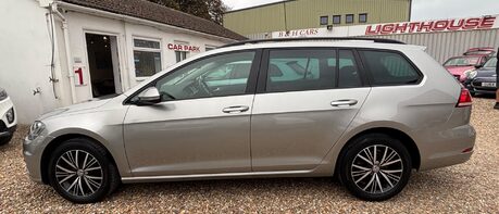 Volkswagen Golf SE NAVIGATION TSI BLUEMOTION TECHNOLOGY 1