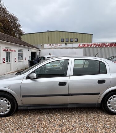 Vauxhall Astra ENVOY 1.6 AUTOMATIC LOOK! JUST 85000 MILES! 3