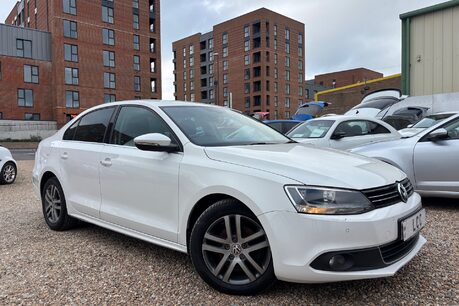 Volkswagen Jetta SPORT TDI BLUEMOTION TECHNOLOGY DSG BLUETOOTH! £35 ROAD TAX!