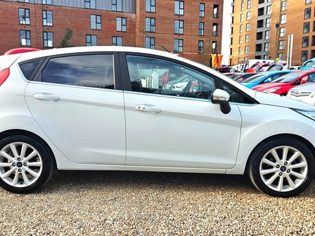 Ford Fiesta 1.0 TITANIUM LOOK! ONLY 11000 MILES! £20 ROAD TAX! 