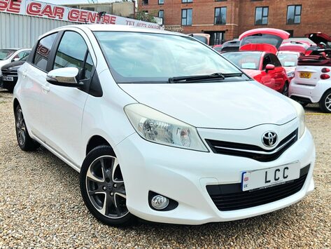 Toyota Yaris VVT-I TREND LOOK! 45000 MILES! LAST OWNER SINCE 2016! 11 SERVICES!
