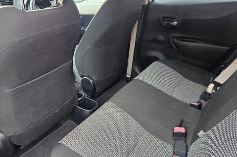 Toyota Yaris VVT-I TREND LOOK! 45000 MILES! LAST OWNER SINCE 2016! 11 SERVICES! 16
