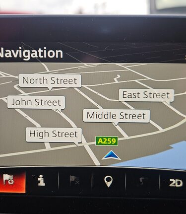 Mazda 3 SKYACTIV-G  8 SERVICES..SPORT NAV ..BOSE..HTD SEATS..CRUISE CONTROL.. 3