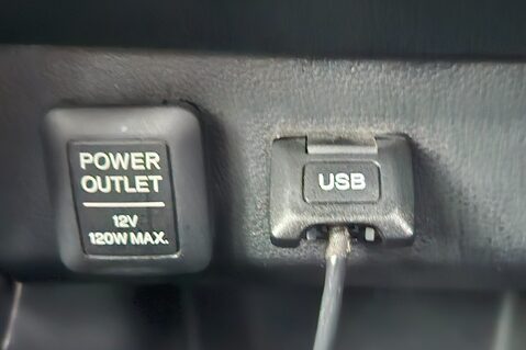 Honda Jazz I-VTEC ES..12 SERVICES LAST ONE @75K .. BEST COLOUR !!.. 1 PREVIOUS KEEPER  20