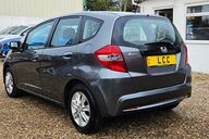 Honda Jazz I-VTEC ES..12 SERVICES LAST ONE @75K .. BEST COLOUR !!.. 1 PREVIOUS KEEPER  8