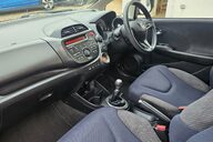 Honda Jazz I-VTEC ES..12 SERVICES LAST ONE @75K .. BEST COLOUR !!.. 1 PREVIOUS KEEPER  19