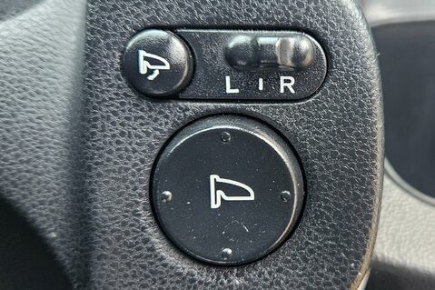 Honda Jazz I-VTEC ES..12 SERVICES LAST ONE @75K .. BEST COLOUR !!.. 1 PREVIOUS KEEPER  26