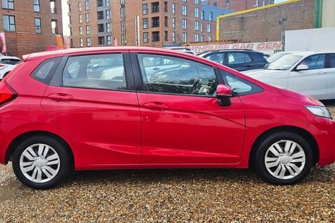 Honda Jazz I-VTEC S AUTOMATIC LOOK! ONLY 50000 MILES! £20 ROAD TAX,4 SERVICES 7